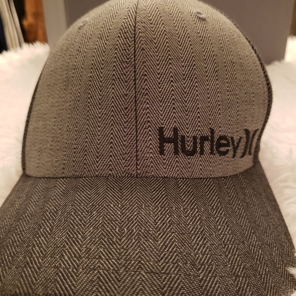 Hurley Other - HURLEY flexfit hat